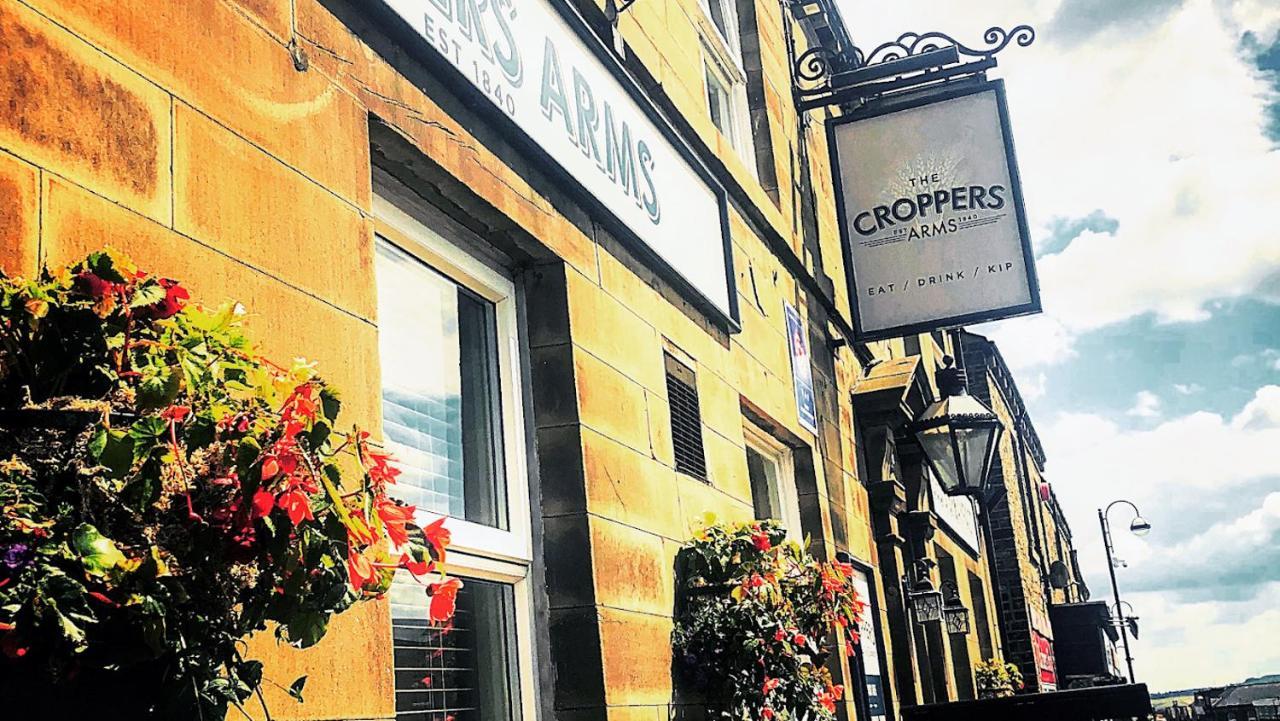 Croppers Arms Hotel Huddersfield Exterior photo